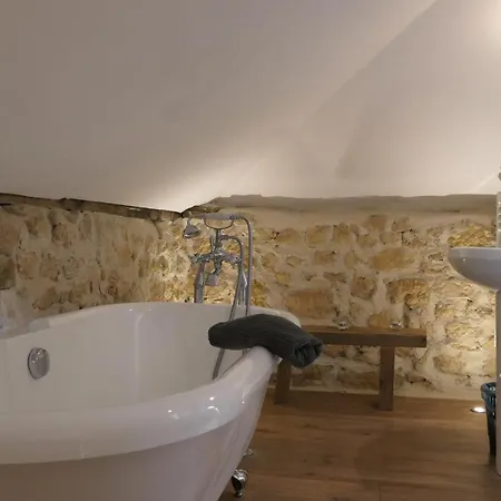 Gospodarstwo wiejskie Le Moulin Du Clapier- Gite La Banette Sorges